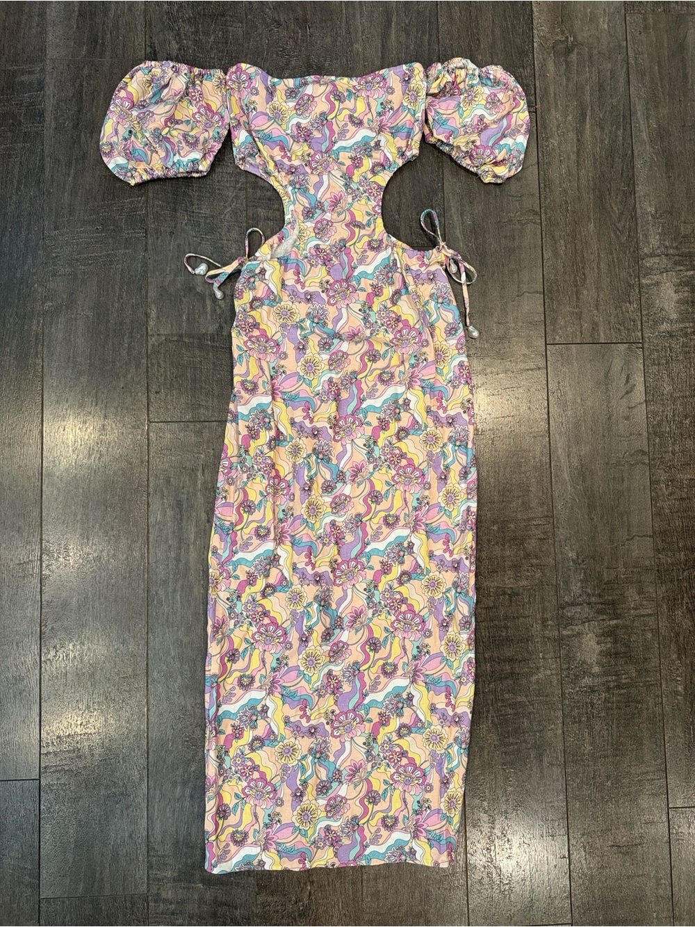 LaPorte NWT: XS Cut Out Maxi Dress / Swirl Pattern